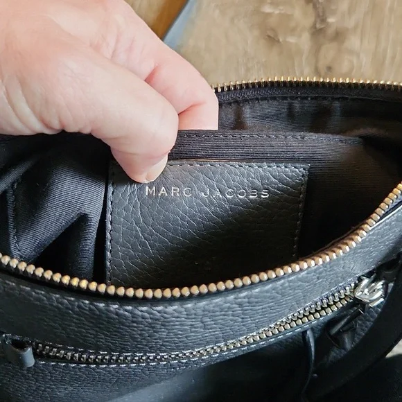 Marc Jacobs crossbody - Picture 8 of 11